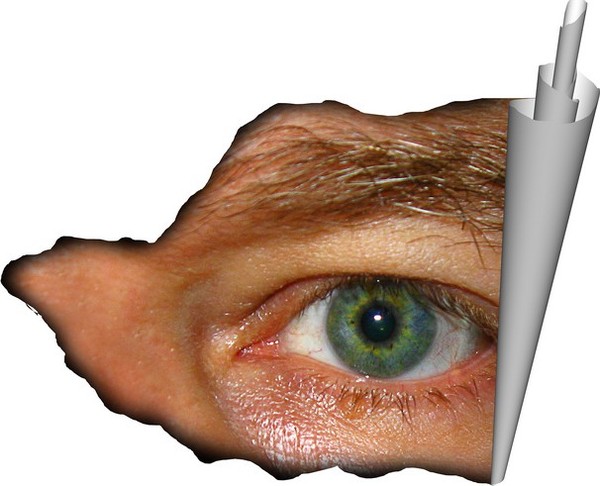 YEUX